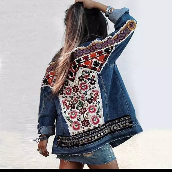 ♥️SOLD ❤️NWT Embroidered Denim Jacket - Picture 14 of 15